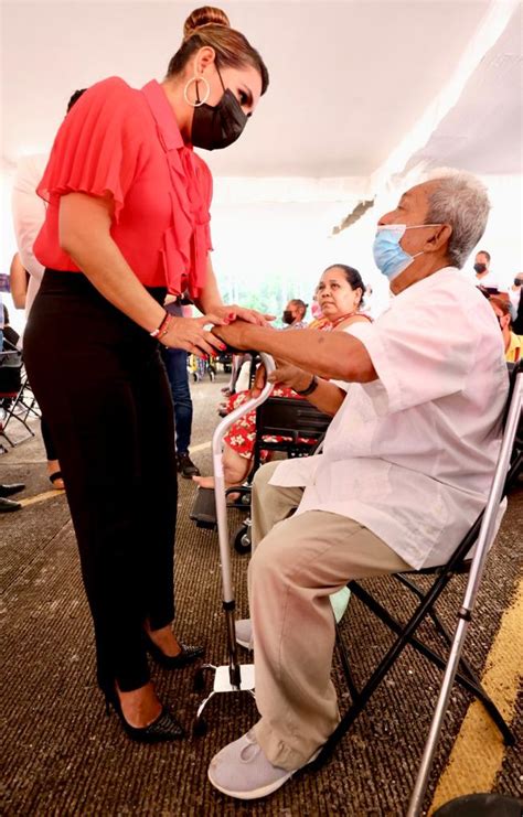 Encabeza La Gobernadora Evelyn Salgado Y Liz Salgado Entrega Mensual De