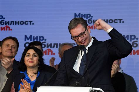 Präsidentenwahl in Serbien Aleksandar Vucic offiziel Wahlsieger