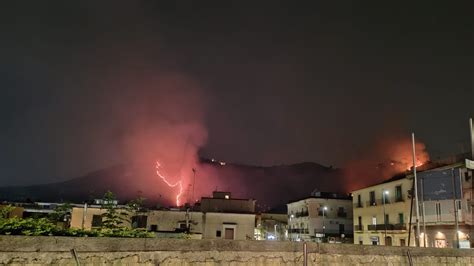 Incendio Camaldoli Riprese Le Operazioni Di Spegnimento