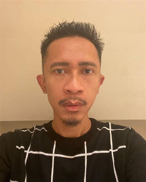 8 Potret Aming Dengan Rambut Pendek Dipuji Ganteng Dan Makin Macho