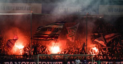 Pyrotechnik abgebrannt Geldstrafe für den VfL Osnabrück liga3 online de