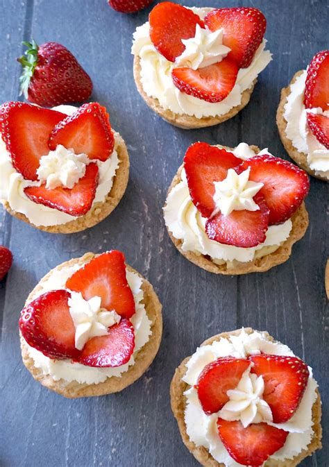 Mini Strawberry Tarts With Custard And Cream My Gorgeous Recipes