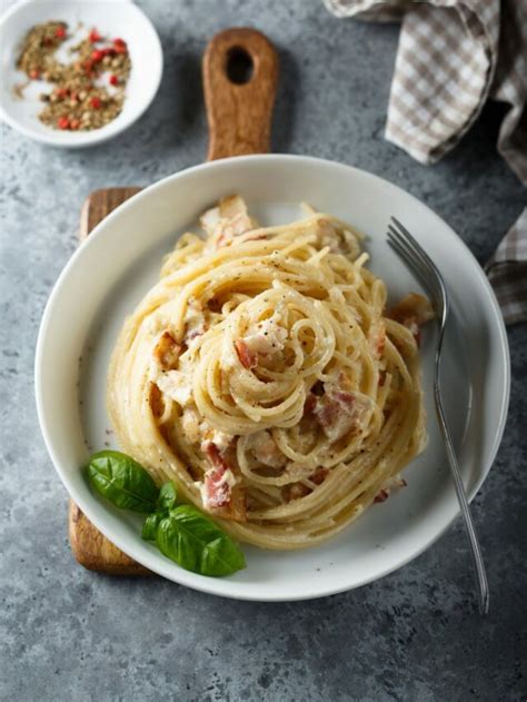 How To Make Pasta Carbonara Food