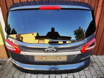 Ford S max mk1 LIFT 10 uszczelka klapy bagażnika 13579402726