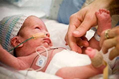 Bebé prematuro nacer antes de tiempo Aprende todo sobre sus cuidados