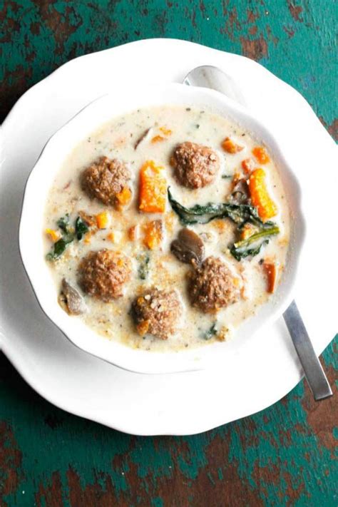 25 Healthy and Comforting Slow Cooker Soups & Stews | foodiecrush.com