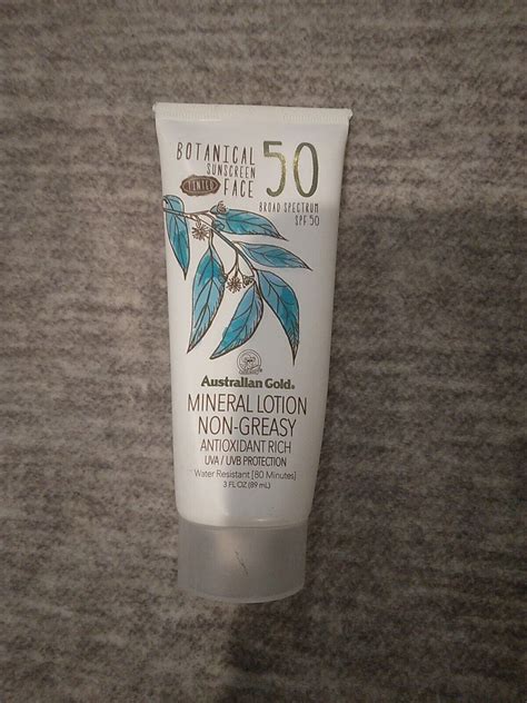 Australian Gold Botanical Sunscreen SPF 50 Tinted Face Mineral Lotion 3