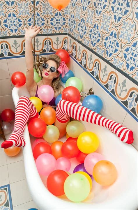 9 778 Blonde Bathroom Stock Photos Free Royalty Free Stock Photos From Dreamstime