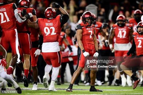 Nippert Stadium Cincinnati Photos And Premium High Res Pictures Getty