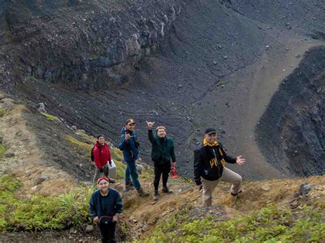 Menikmati Alam Bukit Kaba Jalur Mudah Untuk Pendaki Pemula Bengkulu News