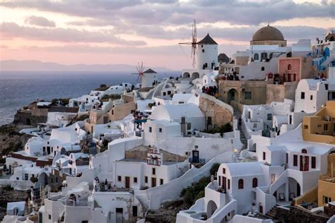 Oia Castle Sunset | Earth Trekkers