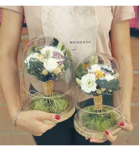 Cúpula Con Réplica De Ramo De Novia Preservado Con Gerbera Blanca