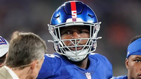 New York Giants Defensive End Kayvon Thibodeaux Exits Game With