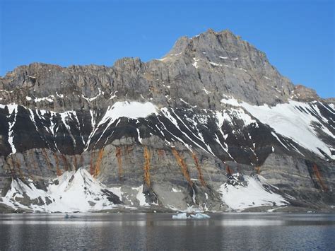 Devonian Old Red This Cliff On Burgerbukta Bay South Sval Flickr