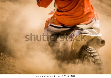 Desert Rally Racer Wins Royalty-Free Images, Stock Photos & Pictures ...