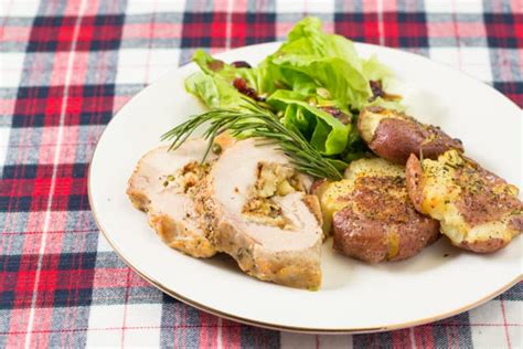 Apple And Pecan Stuffed Pork Tenderloin Braum S