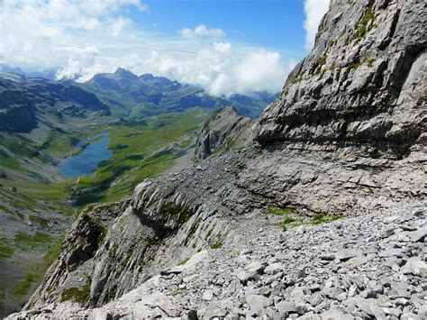 Auf Der Breiten Schuttterasse In Der S Dwand Fotos Hikr Org