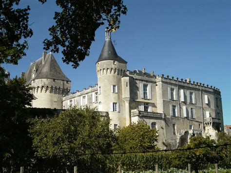 Visites guidées du château de Jonzac Jonzac Haute Saintonge Tourisme