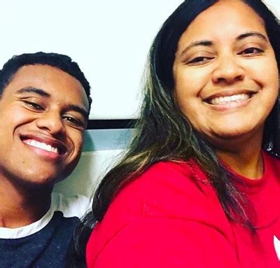 Taulia Tagovailoa Wiki, Age, Height, Weight, Girlfriend, Family & Biography