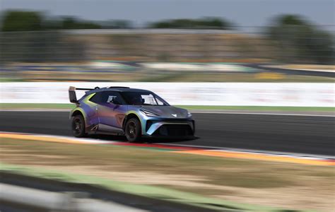 Essai Exclusif Au Volant Du Prototype De Course Cupra Urban Rebel