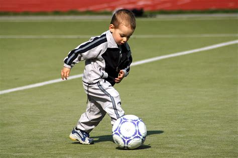 Footballer Ball Boy - Free photo on Pixabay - Pixabay