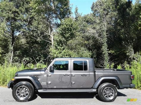 Granite Crystal Metallic Jeep Gladiator Overland X