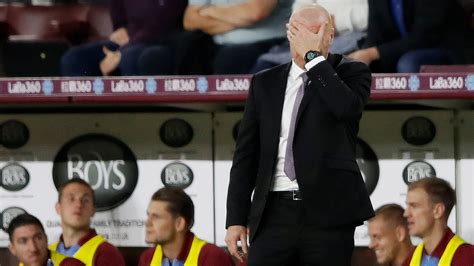 Burnley Fc Scott Parker Should Be Wary Of Sean Dyche Michael Duff Moment