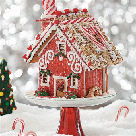 20 Adorable Gingerbread House Ideas