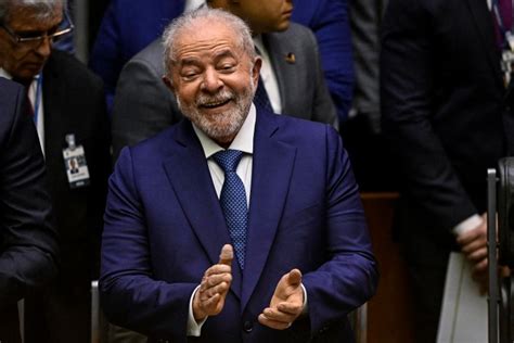 Brazils Lula Sworn In Vows Accountability And Rebuilding