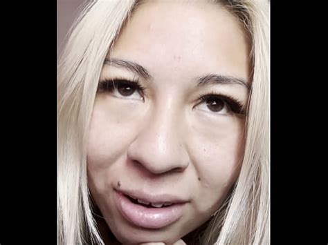 VECINO ME MIRA MASTURBÁNDOME FRENTE A LA VENTANA XVIDEOS