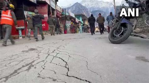 Joshimath Fresh Cracks Spotted On Badrinath Highway Ahead Of Char Dham