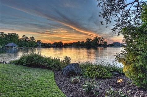 Lake Norman Waterfront Estate A Luxury Home For Sale In Denver