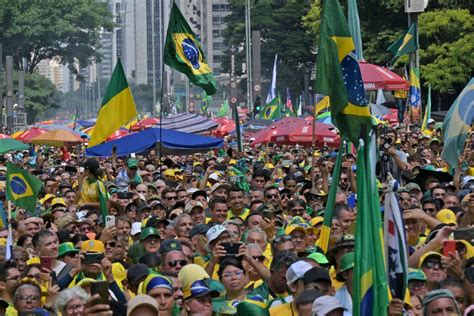 Por Que Milh Es Foram S Ruas Pela Democracia No Brasil Opini O