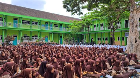 Mts Ma Raudlatul Ulum Putri Gelar Acara Peringatan Maulid Nabi Muhammad