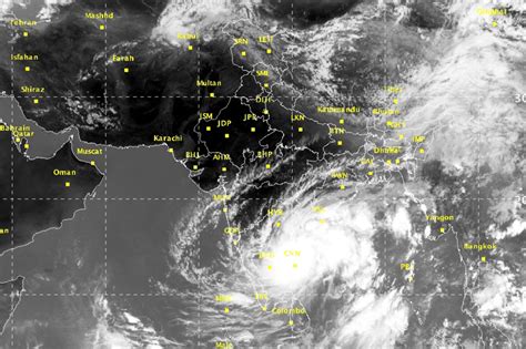 Rains Batter Coastal Tamil Nadu, Cyclone Ockhi Alert for Lakshadweep