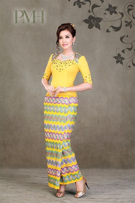 Burmese Womens Traditional Clothes Dress Burmese Clothing