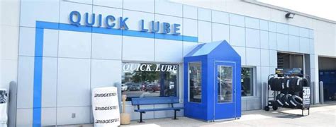 Quick Lube Service | Holiday Automotive