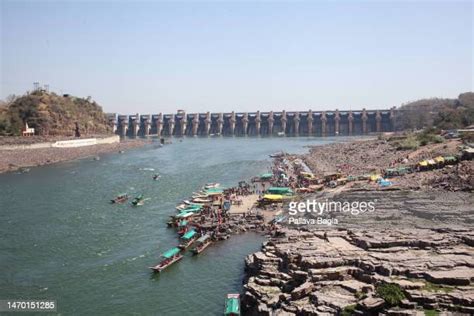 46 Omkareshwar Dam Stock Photos, High-Res Pictures, and Images - Getty ...