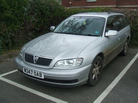 2000 Vauxhall Omega Seen In Sadlers Mead Car Park Chippen Flickr