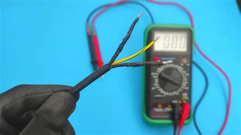 How To Use A Multimeter To Test Voltage Of Live Wires Atelier Yuwa