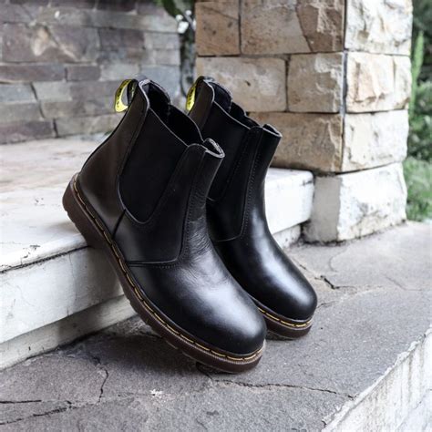 Jual Chelsea Boots Pria Hitam Sepatu Boots Tanpa Tali Sepatu Boots