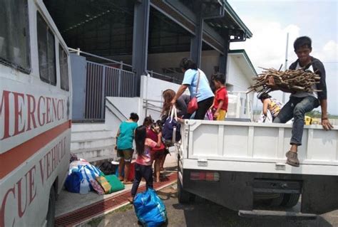 Mga Residente Na Nakatira Sa Loob Ng Kilometer Pdz Ng Bulkang Mayon