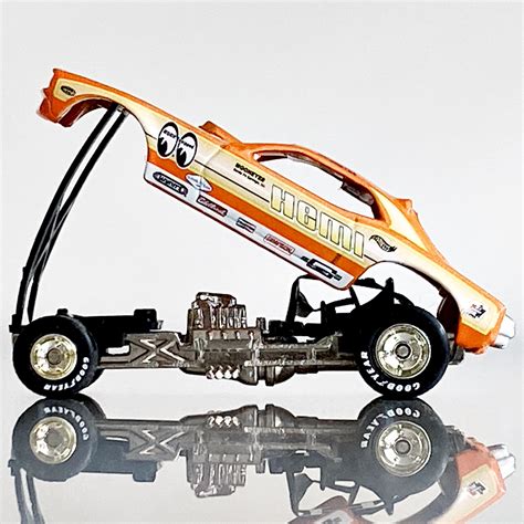 ホットウィール プリムス クーダ ファニーカー ムーンアイズ Hot Wheels Japan Official Plymouth Cuda Funny Car Mooneyes