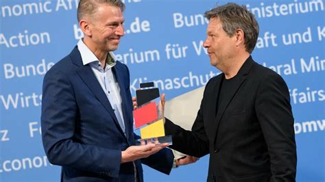 Northvolt Deutschland fördert Batteriefabrik mit 155 Millionen Euro