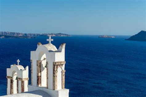 Premium Photo View Of Santorini Caldera With Oia Town And Famous Old