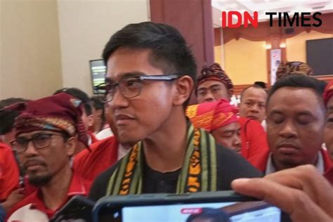 Kaesang Pangarep Respons Soal Spanduk Solo Bukan Gibran