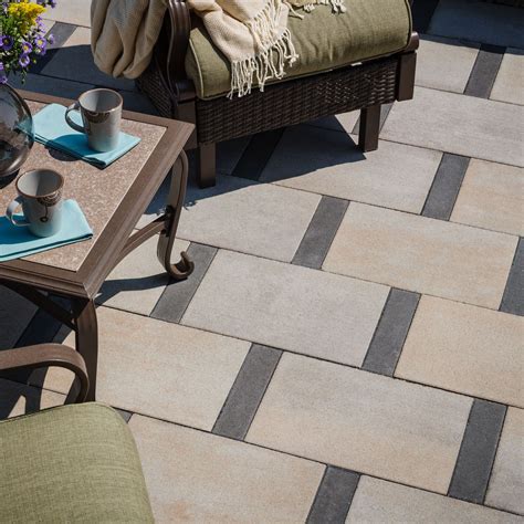 Emerging Trends in Large Scale Patio Pavers | Outdoor Living by Belgard ...