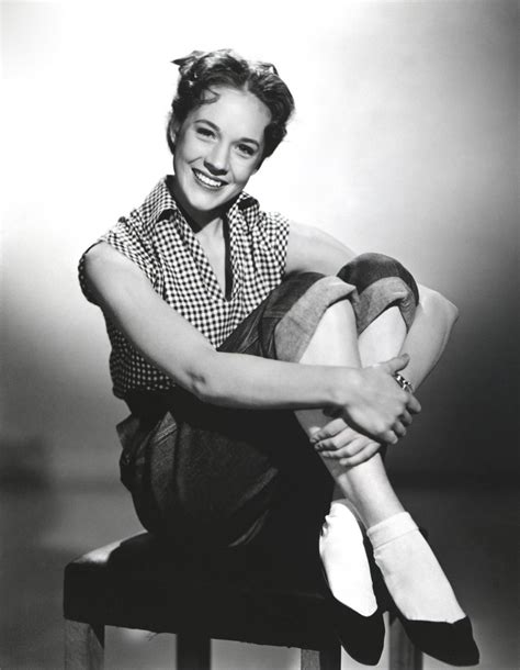 Julie Andrews Golden Age Of Hollywood Classic Hollywood Old Hollywood