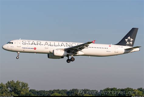 Tc Jrr Turkish Airlines Airbus A Photo By Kilian Fe Ler Id