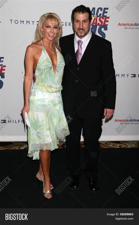 Joey Fatone Wife Kelly Image & Photo (Free Trial) | Bigstock